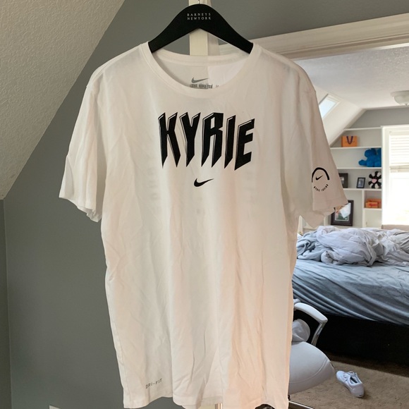 Nike Kyrie dri-fit shirt - Picture 1 of 4